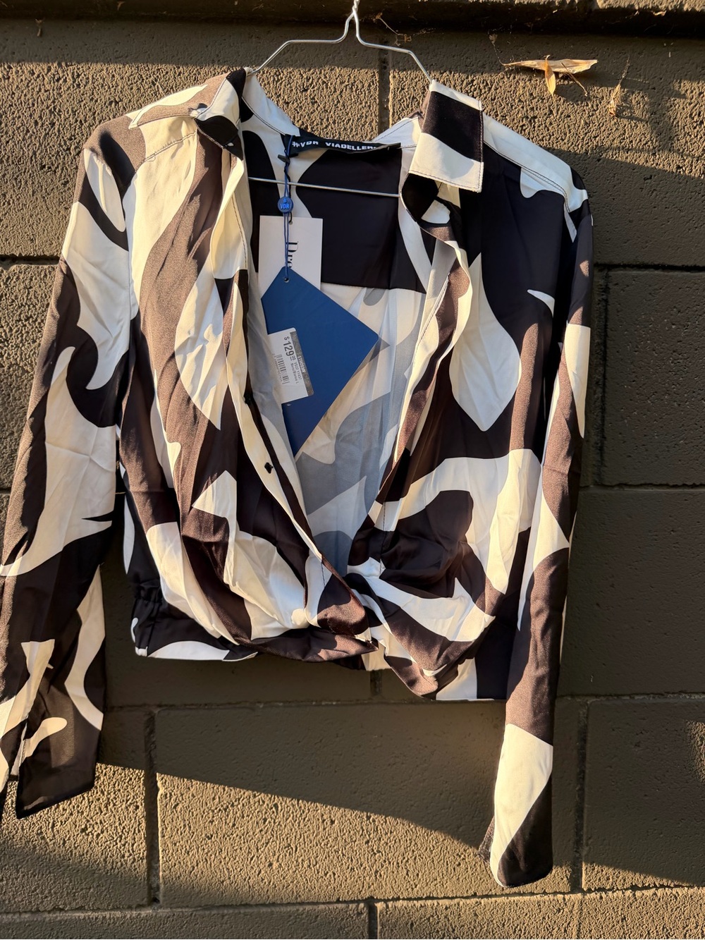 #VDR Viadellerose Abstract Print Blouse — NWT, Size L